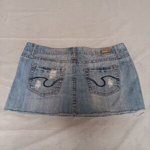 Refuge Mini Skirt 13 Light Washed Blue Denim Jean Skirt Distressed